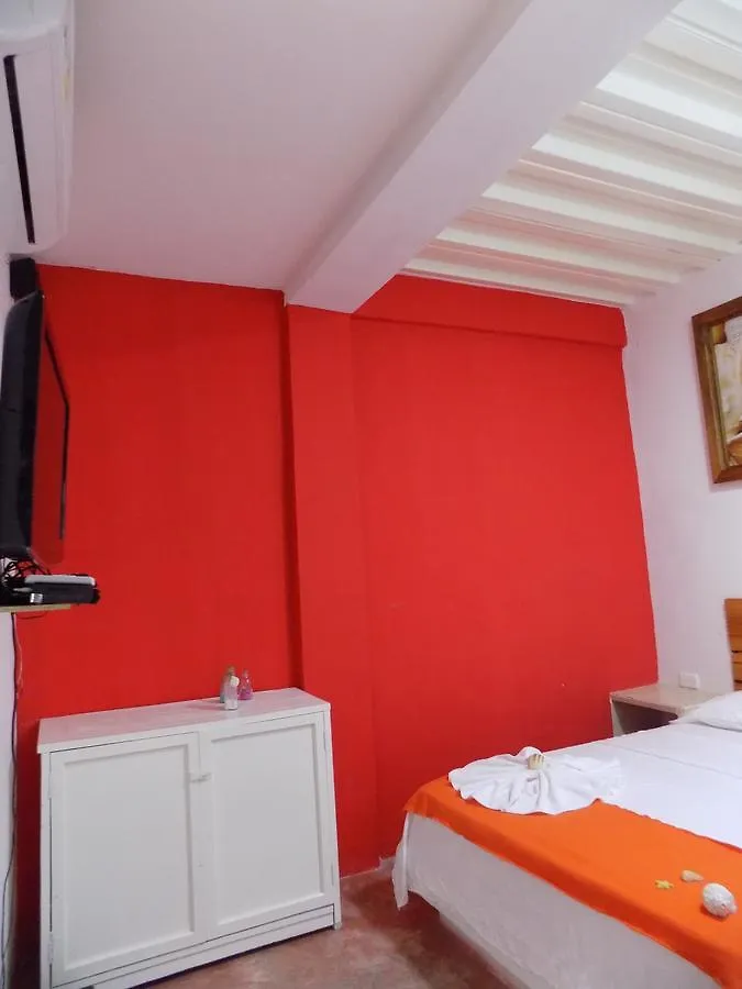 Hostal Caracoles Hostel Cartagena 4*,  Colombia