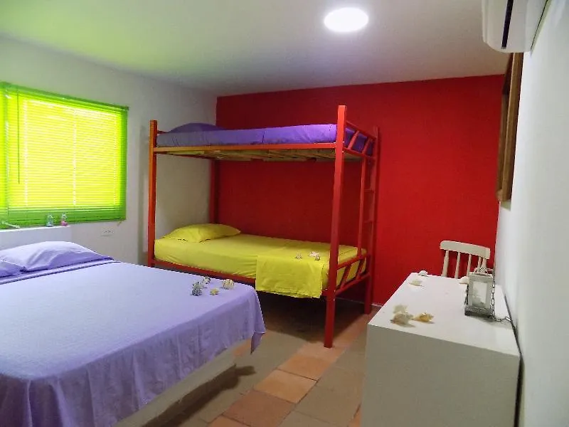 Hostal Caracoles Hostel Cartagena